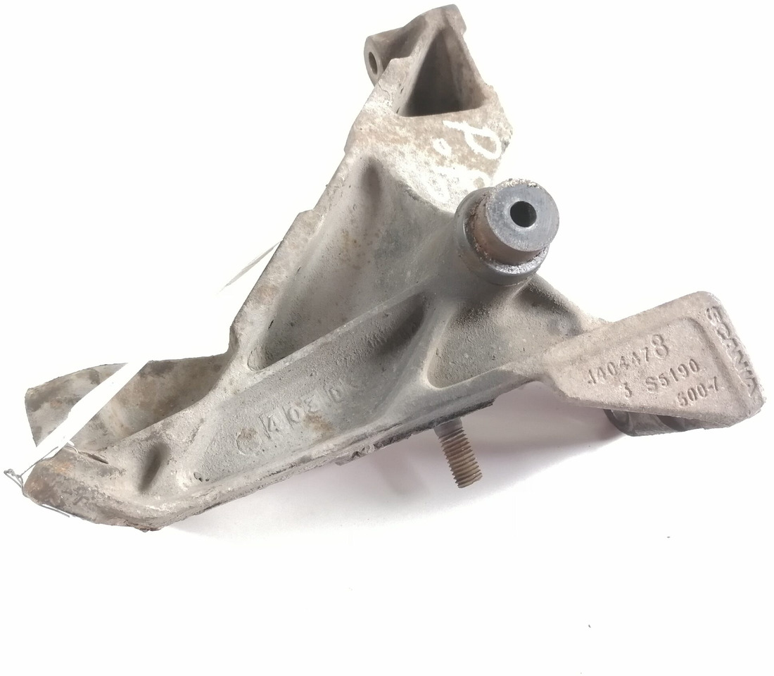 Scania Front bumper carrier 1404478 - 保险杠 适用于 卡车:图1 Scania Front bumper carrier 1404478 - 保险杠 适用于 卡车:图1