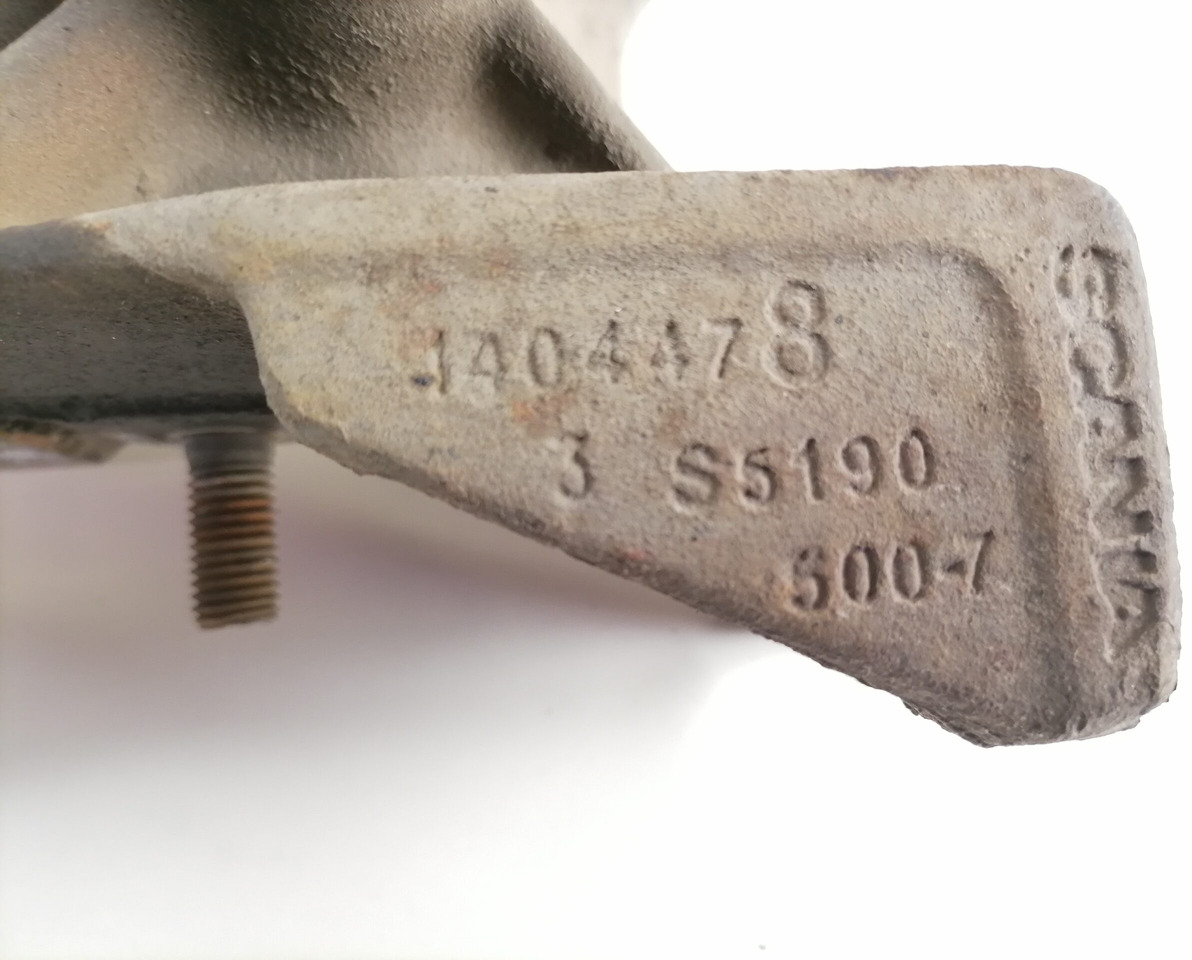 Scania Front bumper carrier 1404478 - 保险杠 适用于 卡车:图2 Scania Front bumper carrier 1404478 - 保险杠 适用于 卡车:图2