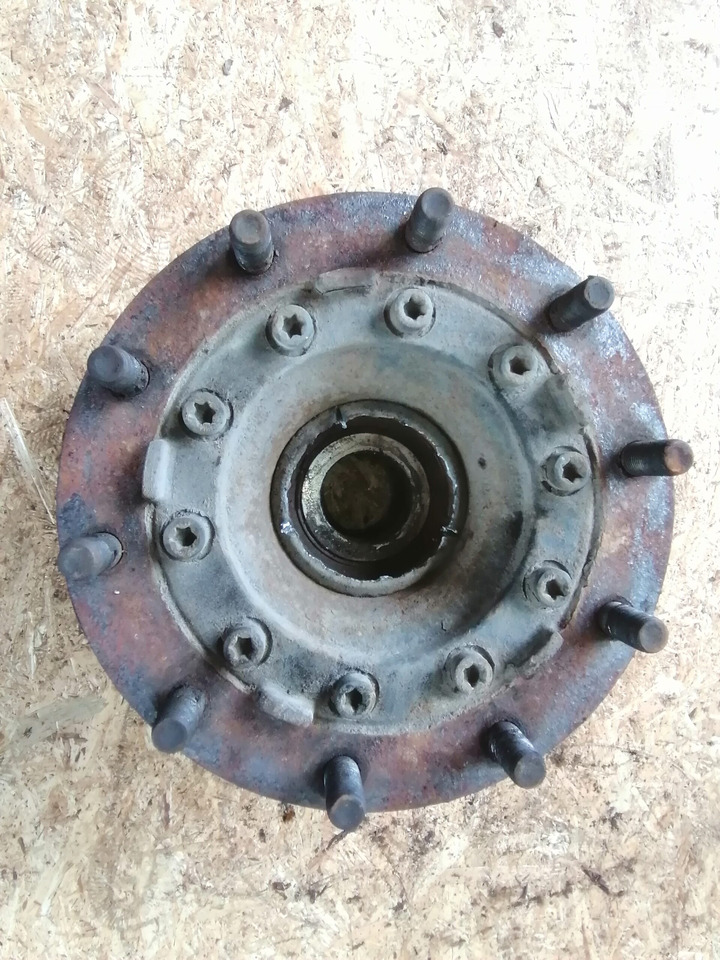 Scania Front hub 1724406 - 轮毂 适用于 卡车:图5 Scania Front hub 1724406 - 轮毂 适用于 卡车:图5