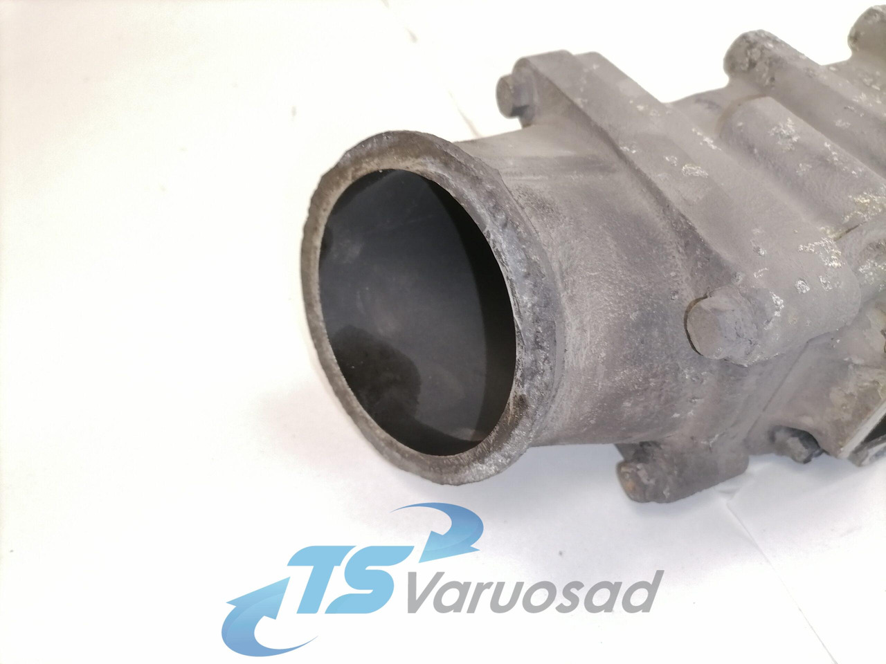 Scania Intake mainfold 1474817 - 进气歧管 适用于 卡车:图4 Scania Intake mainfold 1474817 - 进气歧管 适用于 卡车:图4