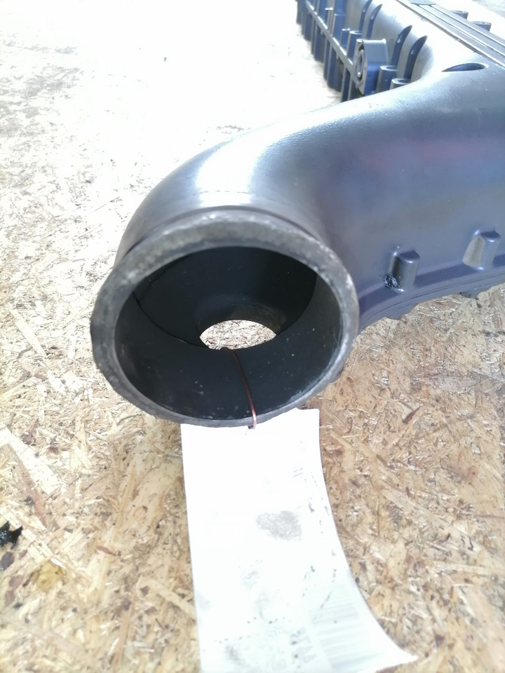 Scania Intake mainfold 1493717 - 进气歧管 适用于 卡车:图5 Scania Intake mainfold 1493717 - 进气歧管 适用于 卡车:图5