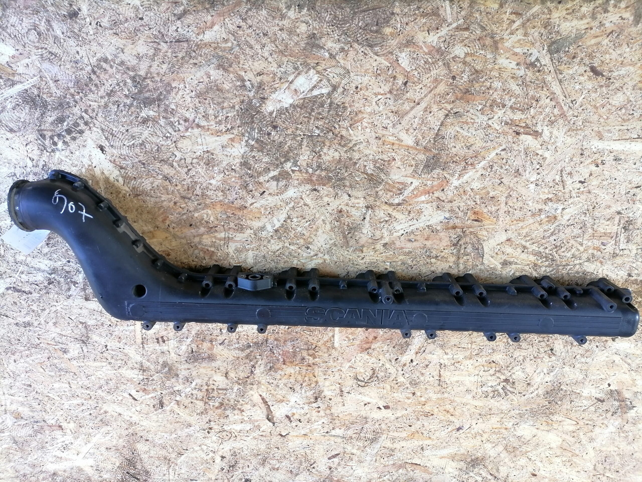 Scania Intake mainfold 1493717 - 进气歧管 适用于 卡车:图2 Scania Intake mainfold 1493717 - 进气歧管 适用于 卡车:图2