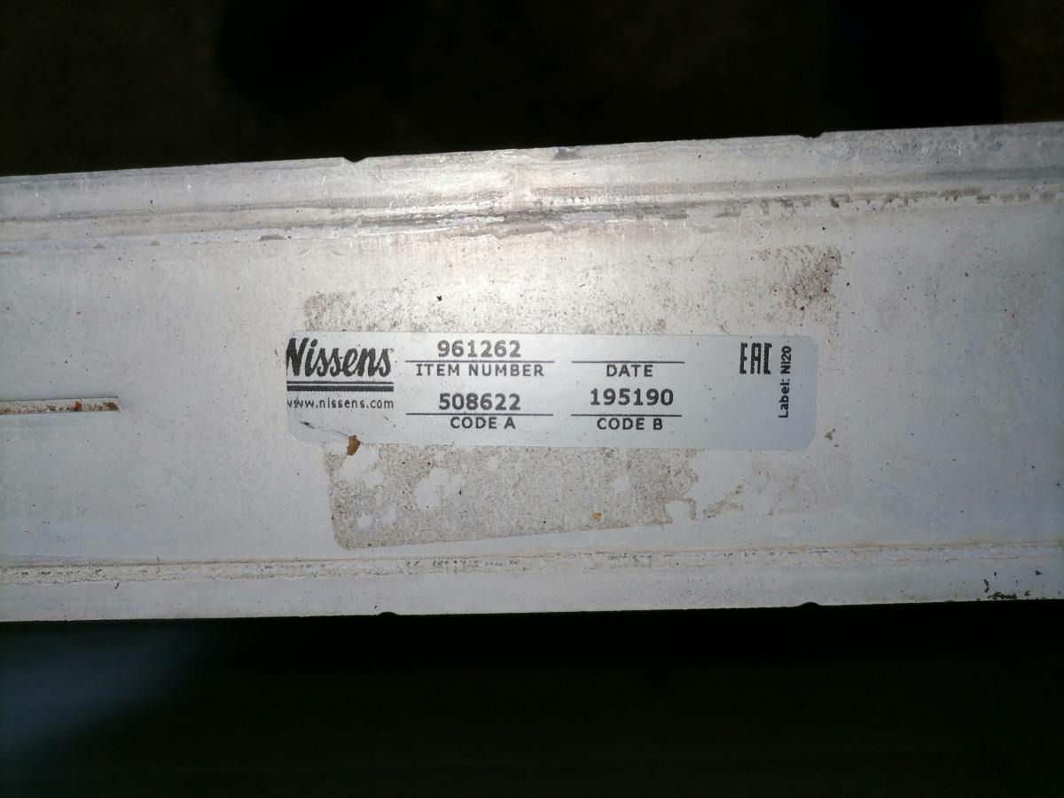 Scania Intercooler radiator 961262 - 中冷器 适用于 卡车:图5 Scania Intercooler radiator 961262 - 中冷器 适用于 卡车:图5