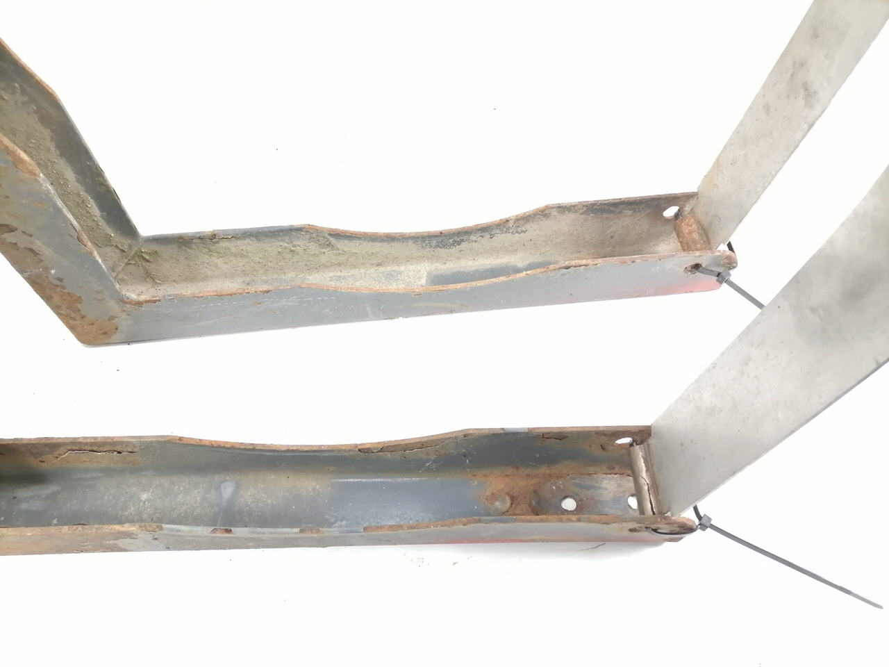 Scania Kandur, gaasiballoon 12345 - 燃料箱 适用于 卡车:图2 Scania Kandur, gaasiballoon 12345 - 燃料箱 适用于 卡车:图2