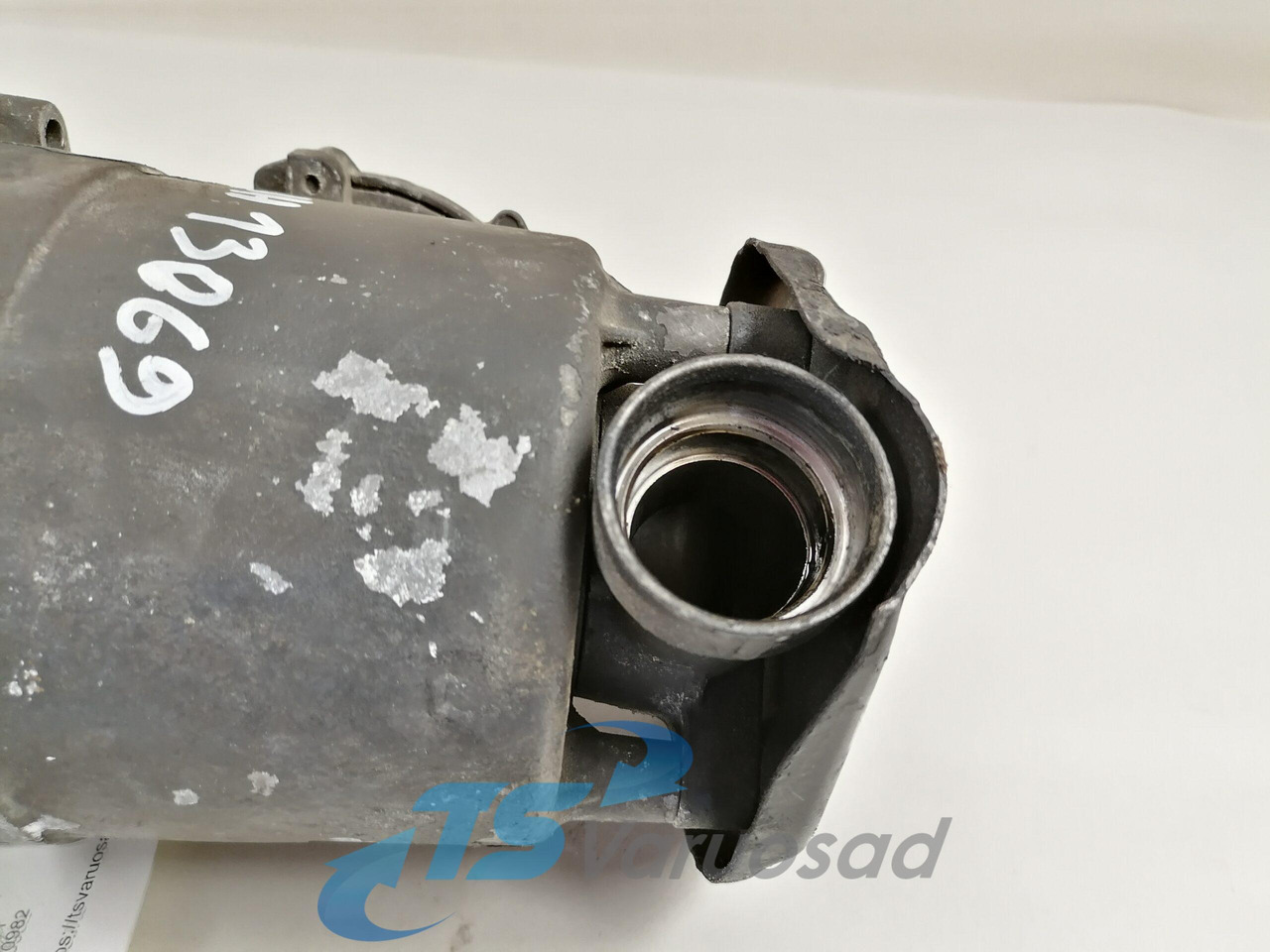 Scania Karterituulutuse õliaurude separaator 1921821 - 曲轴箱 适用于 卡车:图3 Scania Karterituulutuse õliaurude separaator 1921821 - 曲轴箱 适用于 卡车:图3