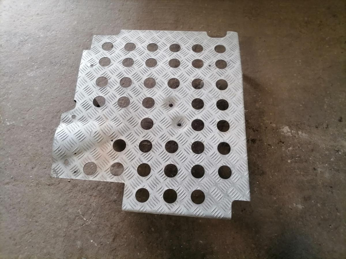 Scania Muffler cover 1783189 - 消音器 适用于 卡车:图4 Scania Muffler cover 1783189 - 消音器 适用于 卡车:图4