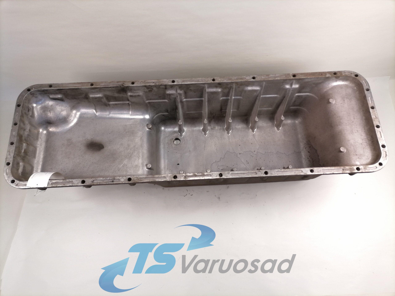 Scania Oil sump 1549598 - 油底壳 适用于 卡车:图3 Scania Oil sump 1549598 - 油底壳 适用于 卡车:图3