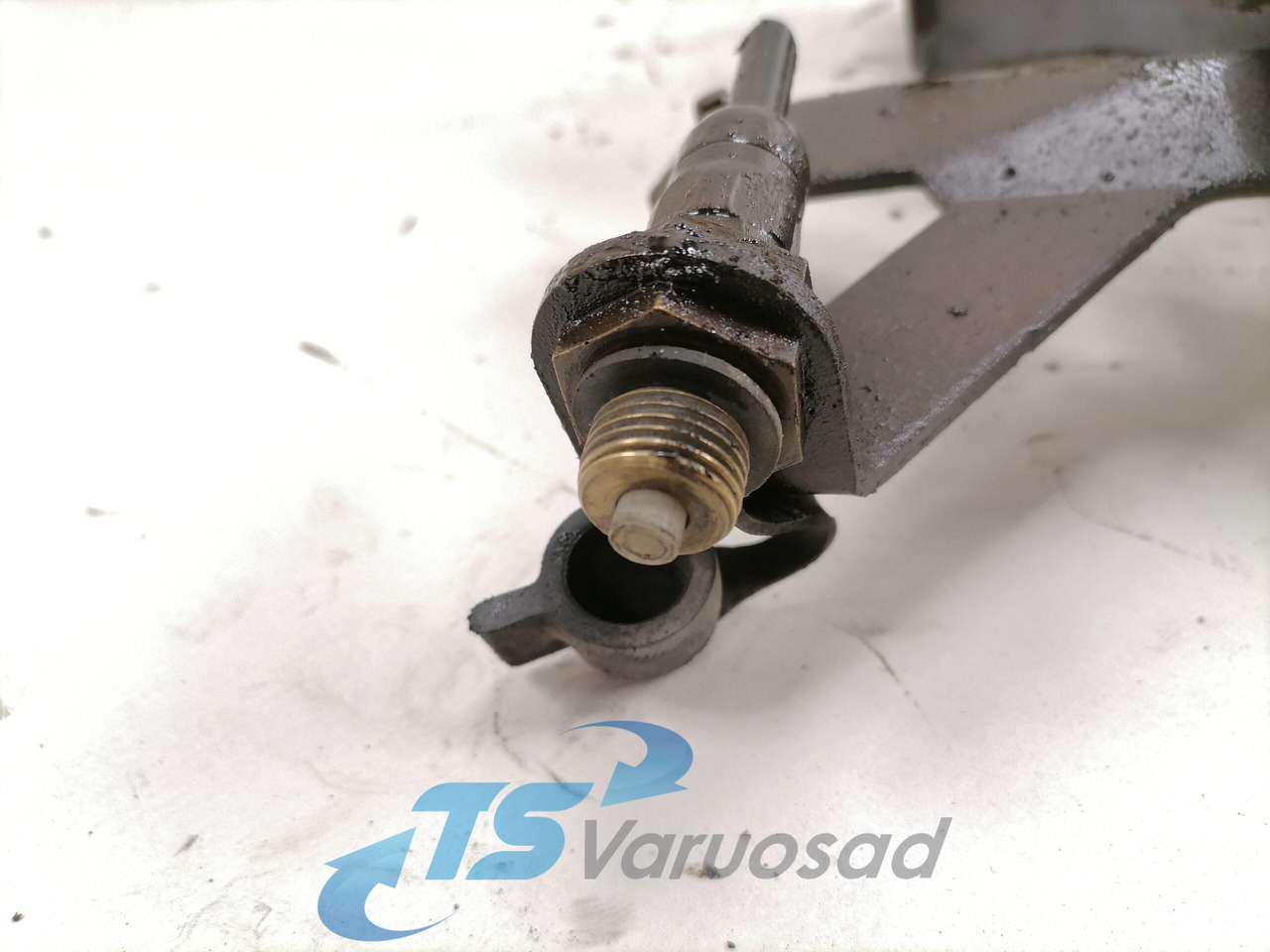 Scania Roolisüsteemi õlimahuti kandur 1446713 - 转向软管 适用于 卡车:图3 Scania Roolisüsteemi õlimahuti kandur 1446713 - 转向软管 适用于 卡车:图3