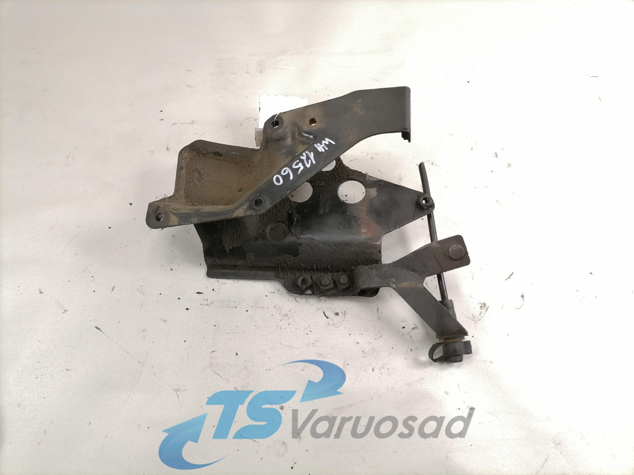 Scania Roolisüsteemi õlimahuti kandur 1446713 - 转向软管 适用于 卡车:图1 Scania Roolisüsteemi õlimahuti kandur 1446713 - 转向软管 适用于 卡车:图1