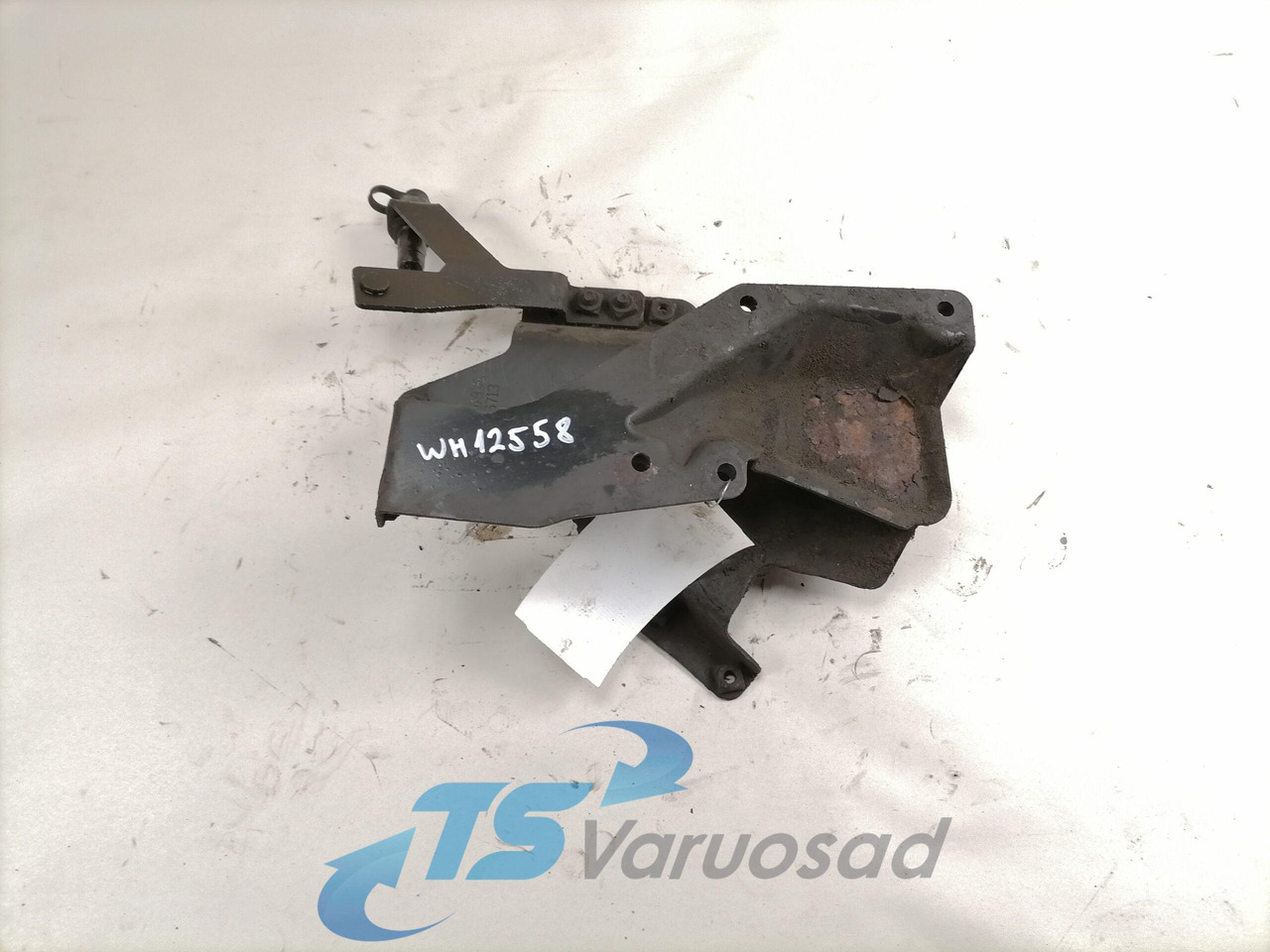 Scania Roolisüsteemi õlimahuti kandur 1446713 - 转向软管 适用于 卡车:图1 Scania Roolisüsteemi õlimahuti kandur 1446713 - 转向软管 适用于 卡车:图1