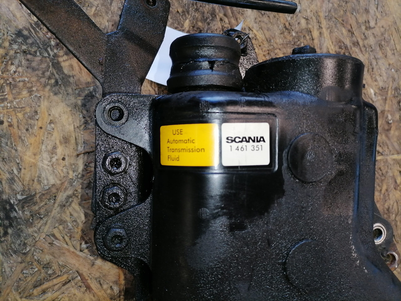 Scania Scania steering oil tank 1461351 - 转向软管 适用于 卡车:图4 Scania Scania steering oil tank 1461351 - 转向软管 适用于 卡车:图4