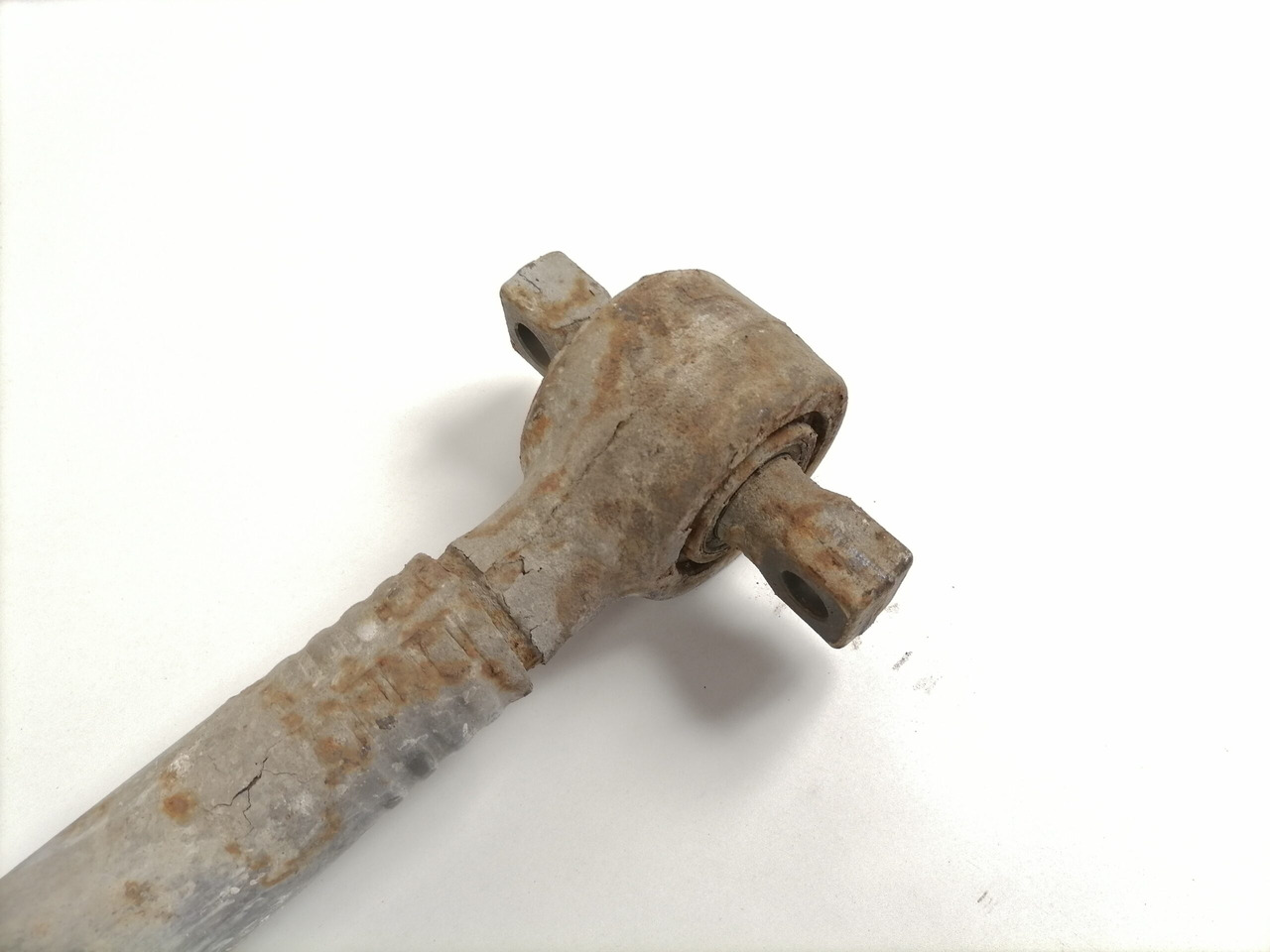 Scania Torque rod 1393298 - 轴及其零件 适用于 卡车:图3 Scania Torque rod 1393298 - 轴及其零件 适用于 卡车:图3