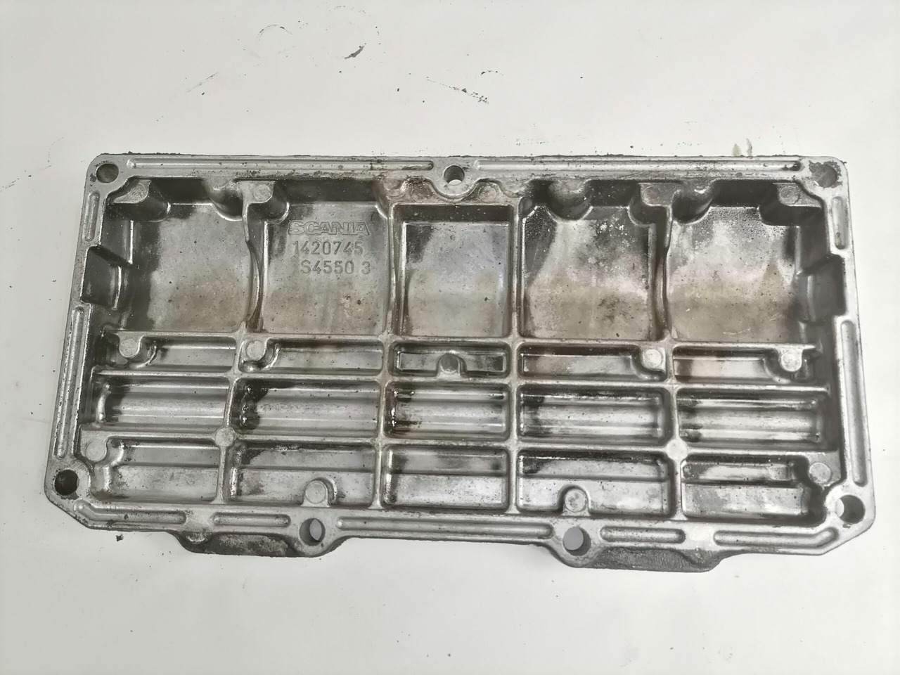 Scania engine side cover 1420745 - 发动机及其零件 适用于 卡车:图2 Scania engine side cover 1420745 - 发动机及其零件 适用于 卡车:图2