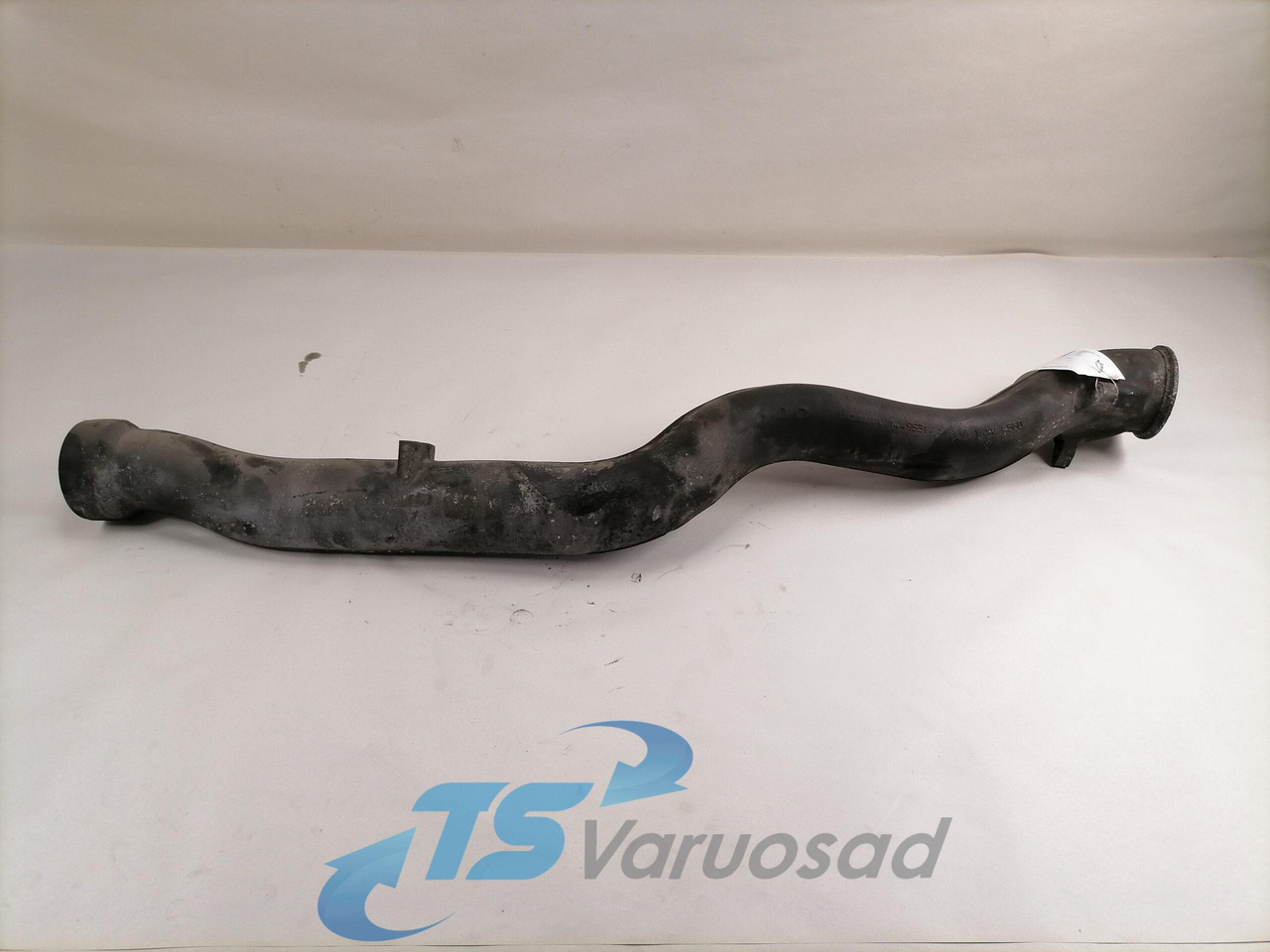 Scania intercooler pipe 1449531 - 中冷器 适用于 卡车:图1 Scania intercooler pipe 1449531 - 中冷器 适用于 卡车:图1