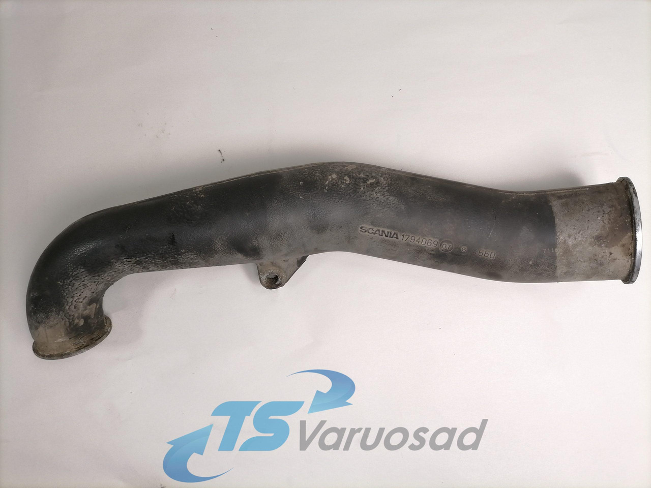 Scania intercooler pipe 1794069 - 中冷器 适用于 卡车:图1 Scania intercooler pipe 1794069 - 中冷器 适用于 卡车:图1