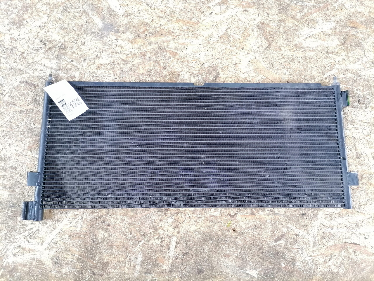 Volvo A/C radiator 20838901 - 暖通系统 适用于 卡车:图2 Volvo A/C radiator 20838901 - 暖通系统 适用于 卡车:图2
