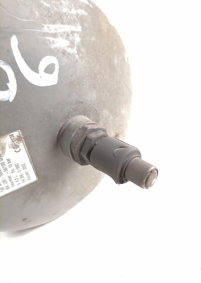 Volvo Air tank 20485243 - 通用零件 适用于 卡车:图2 Volvo Air tank 20485243 - 通用零件 适用于 卡车:图2