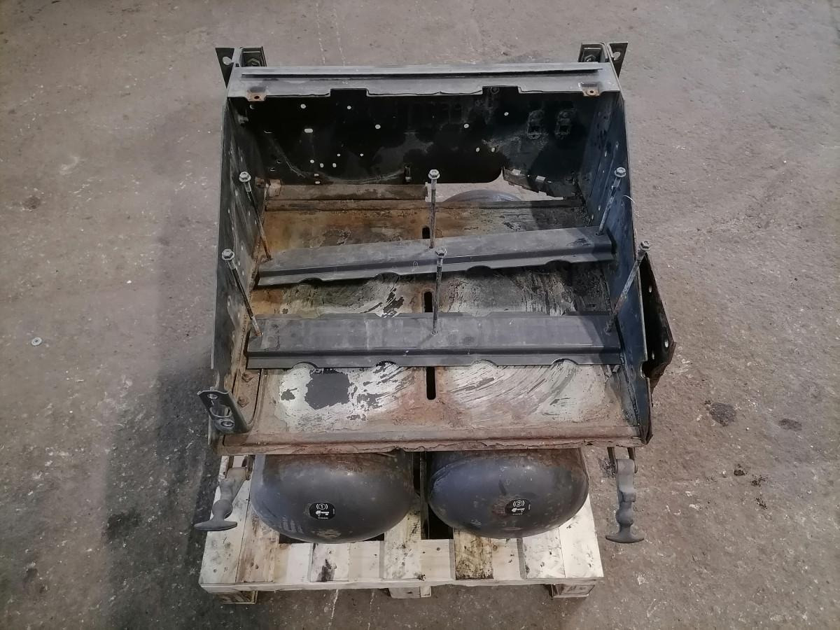 Volvo Battery box 20923091 - 电池 适用于 卡车:图3 Volvo Battery box 20923091 - 电池 适用于 卡车:图3
