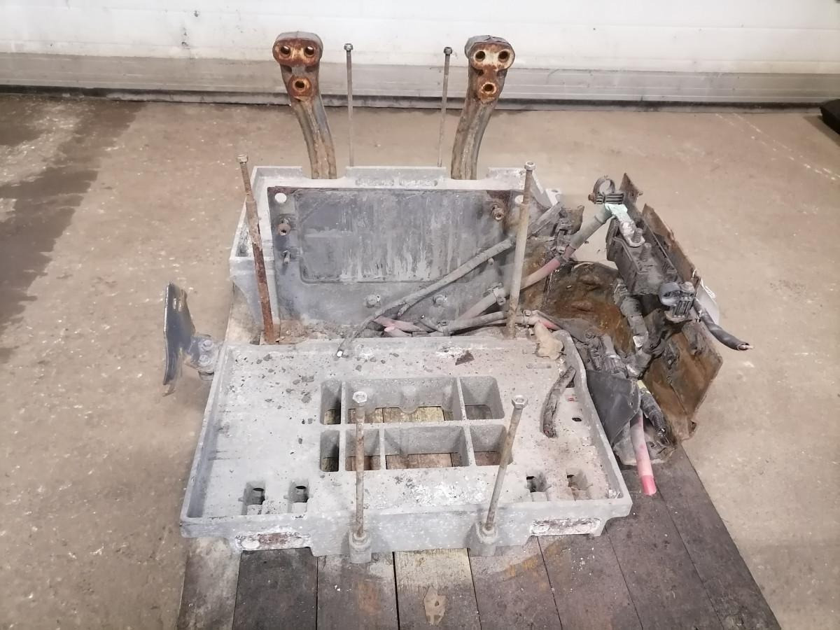 Volvo Battery box 22003951 - 电池 适用于 卡车:图2 Volvo Battery box 22003951 - 电池 适用于 卡车:图2