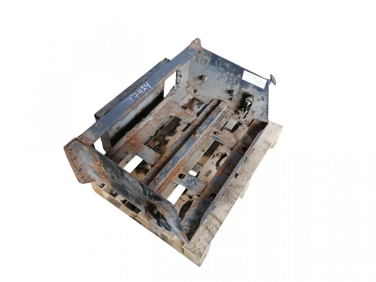 Volvo Battery box 82242298 - 电池 适用于 卡车:图1 Volvo Battery box 82242298 - 电池 适用于 卡车:图1