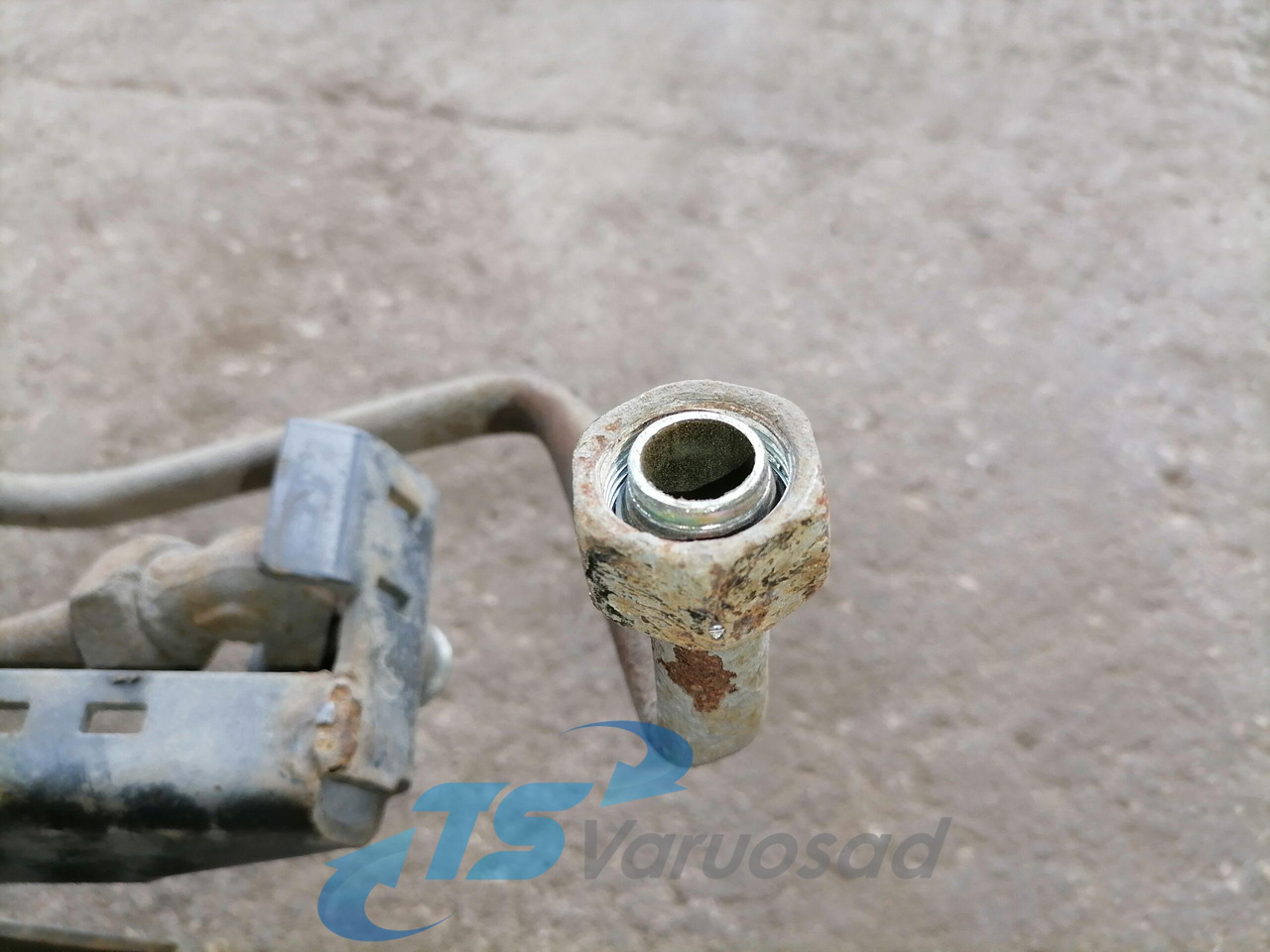 Volvo Battery box 82242391 - 电池 适用于 卡车:图5 Volvo Battery box 82242391 - 电池 适用于 卡车:图5