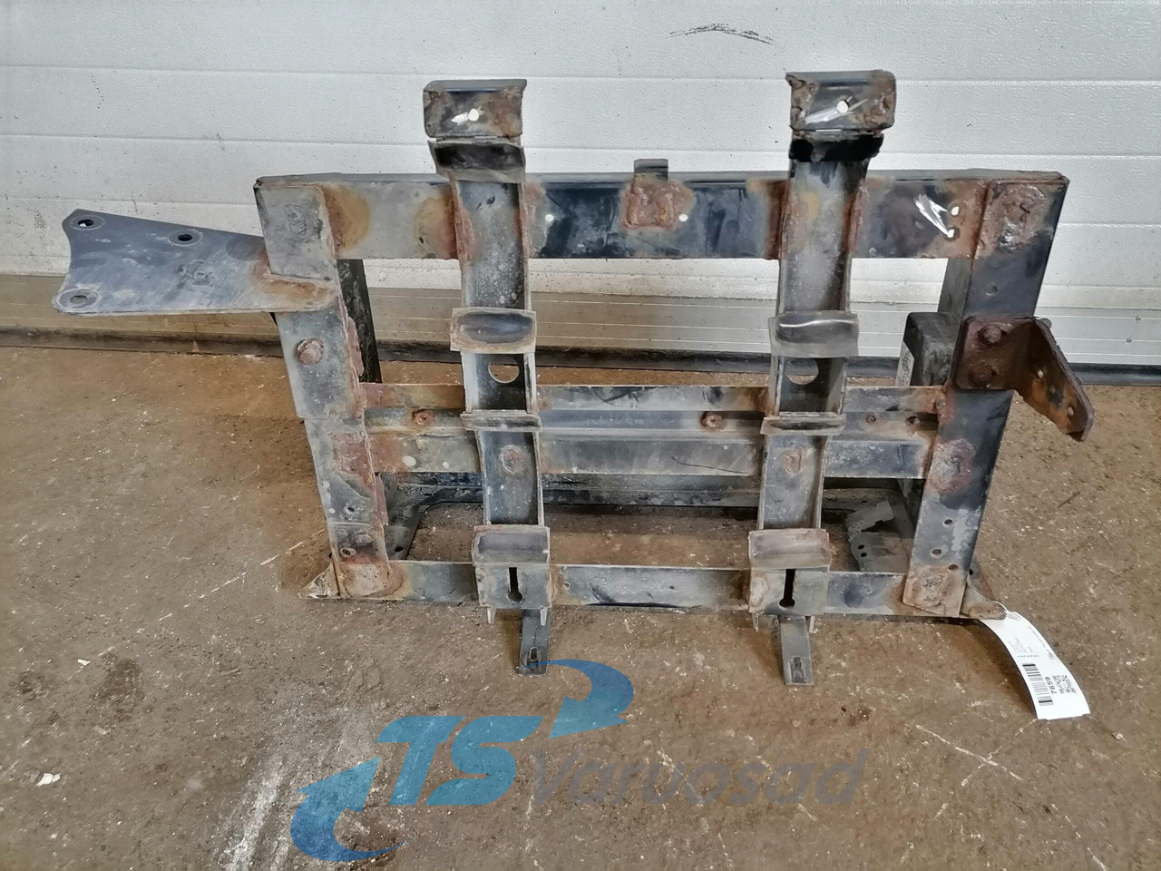 Volvo Battery box 82242391 - 电池 适用于 卡车:图2 Volvo Battery box 82242391 - 电池 适用于 卡车:图2