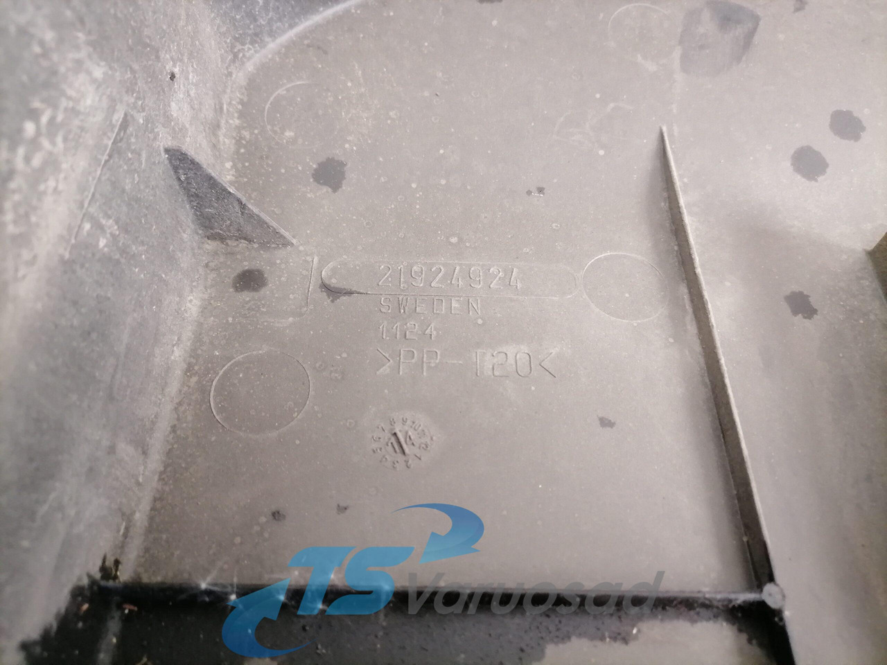 Volvo Battery cover 21924923 - 电池 适用于 卡车:图4 Volvo Battery cover 21924923 - 电池 适用于 卡车:图4