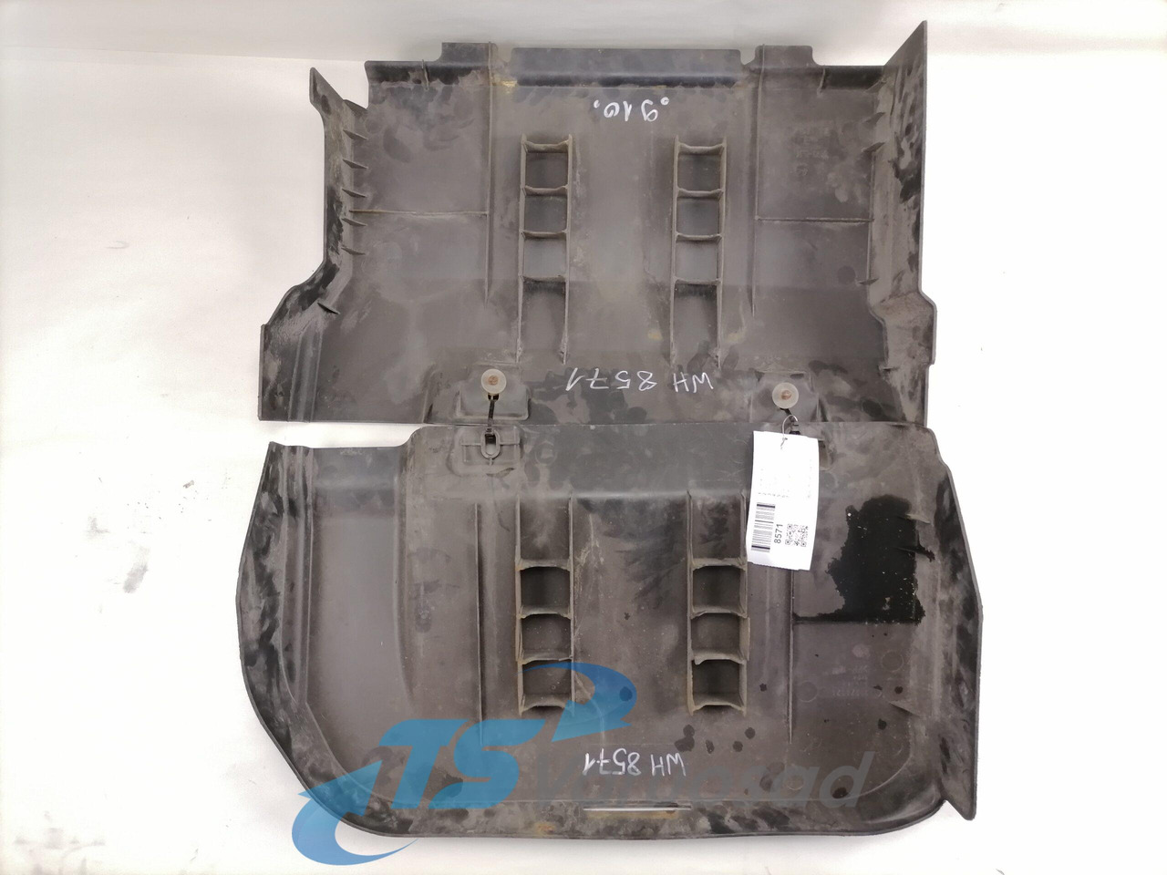 Volvo Battery cover 21924923 - 电池 适用于 卡车:图3 Volvo Battery cover 21924923 - 电池 适用于 卡车:图3