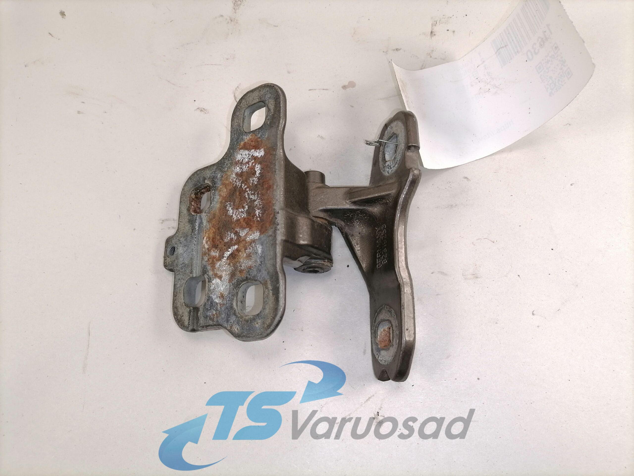 Volvo Door hinge 82319253 - 车门及其零件 适用于 卡车:图3 Volvo Door hinge 82319253 - 车门及其零件 适用于 卡车:图3