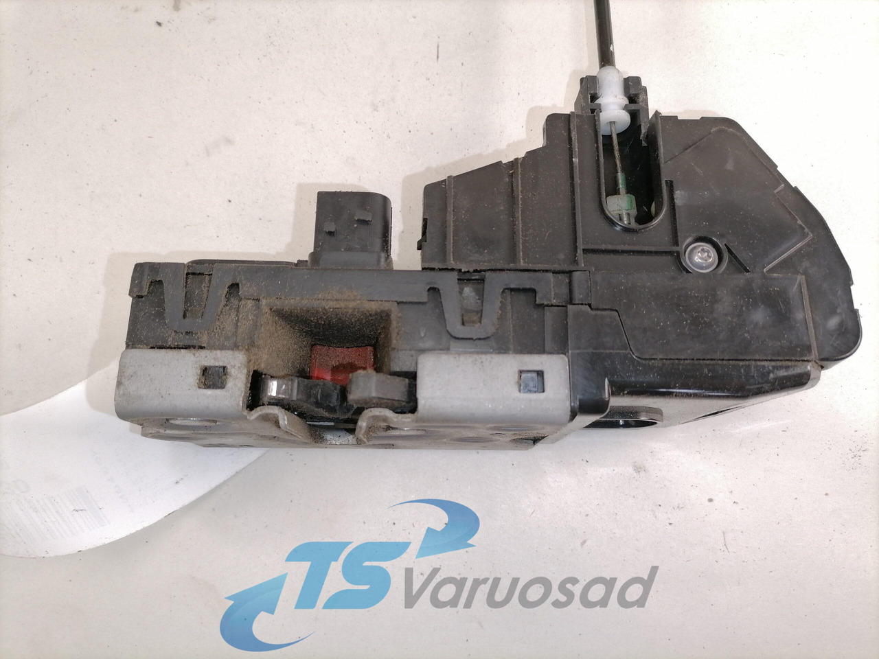 Volvo Door lock 84012032 - 车门及其零件 适用于 卡车:图4 Volvo Door lock 84012032 - 车门及其零件 适用于 卡车:图4