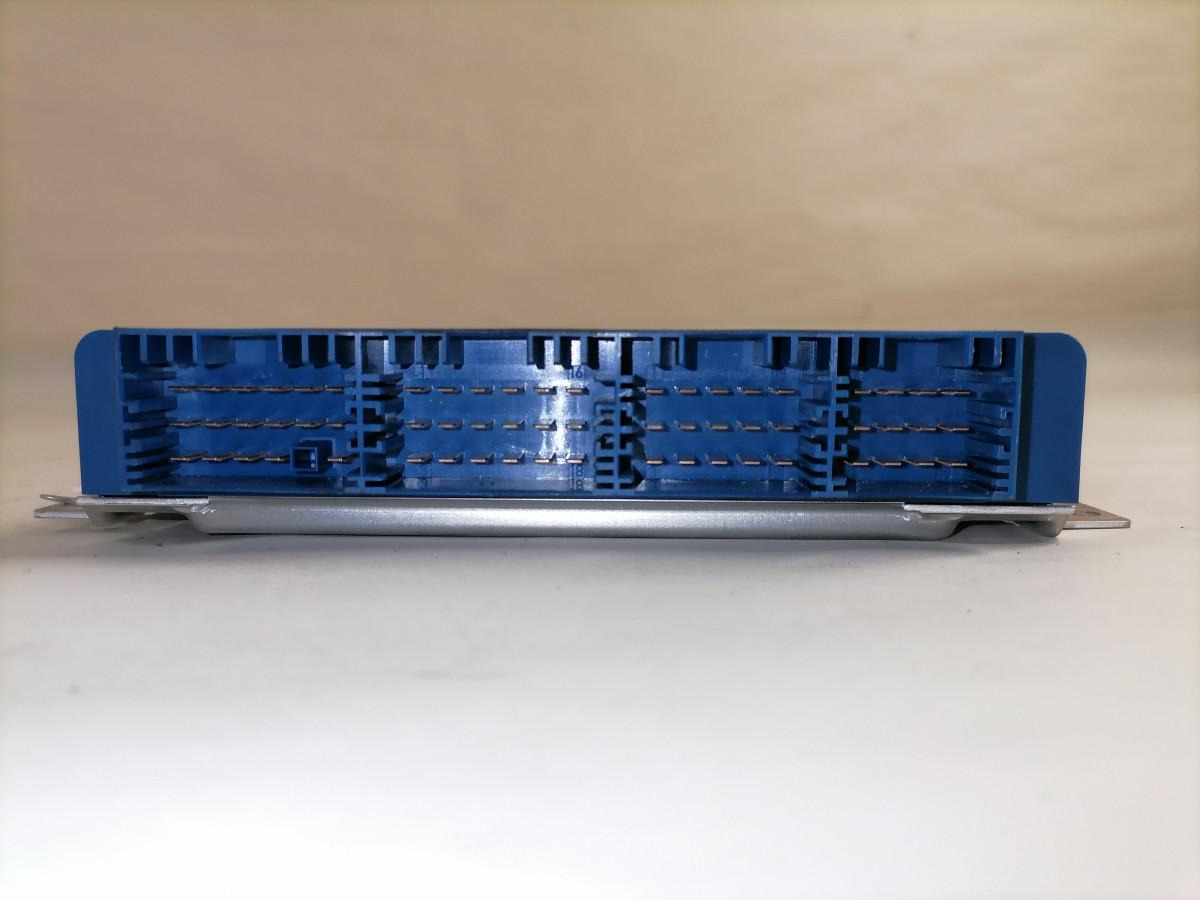 Volvo EBS control unit 21757464 - ECU 适用于 卡车:图3 Volvo EBS control unit 21757464 - ECU 适用于 卡车:图3