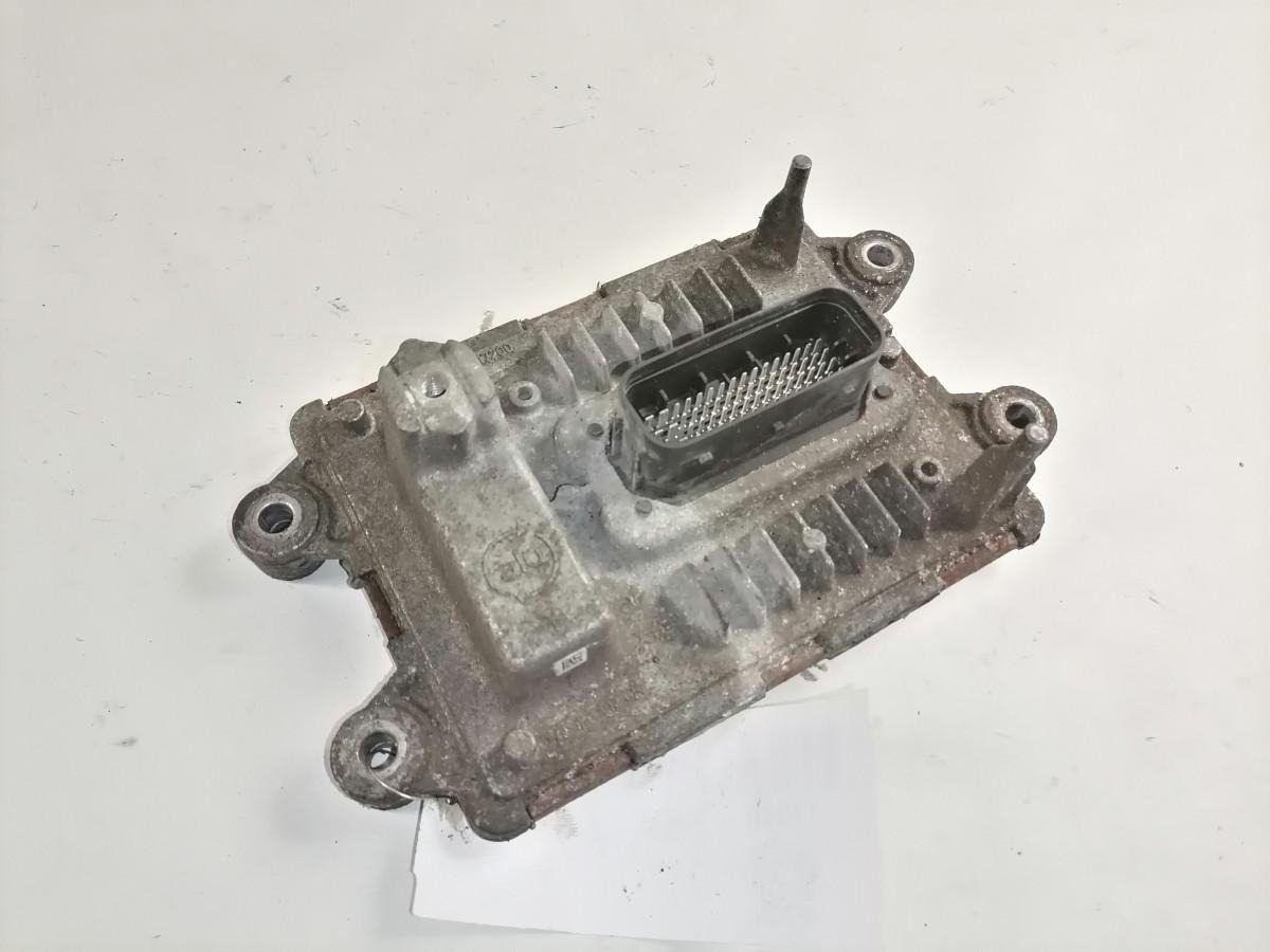 Volvo Ecu ADBlue 21870075 - ECU 适用于 卡车:图2 Volvo Ecu ADBlue 21870075 - ECU 适用于 卡车:图2