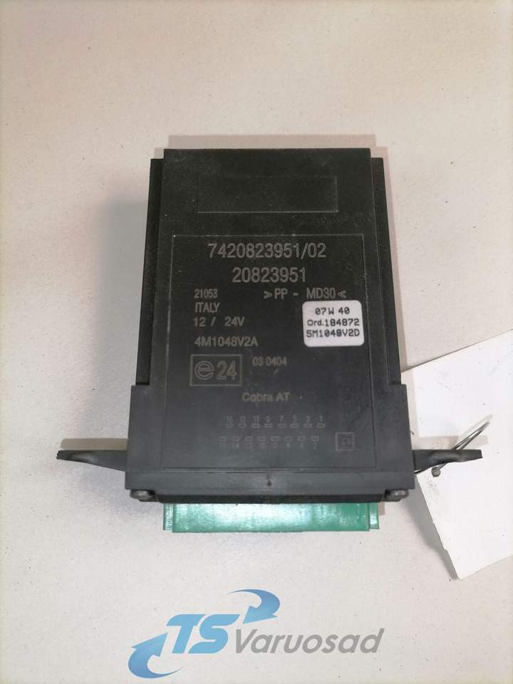 Volvo Ecu, door lock 20823951 - ECU 适用于 卡车:图2 Volvo Ecu, door lock 20823951 - ECU 适用于 卡车:图2