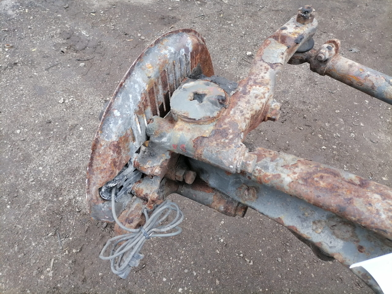 Volvo First axel housing 20399060 - 前轴 适用于 卡车:图4 Volvo First axel housing 20399060 - 前轴 适用于 卡车:图4
