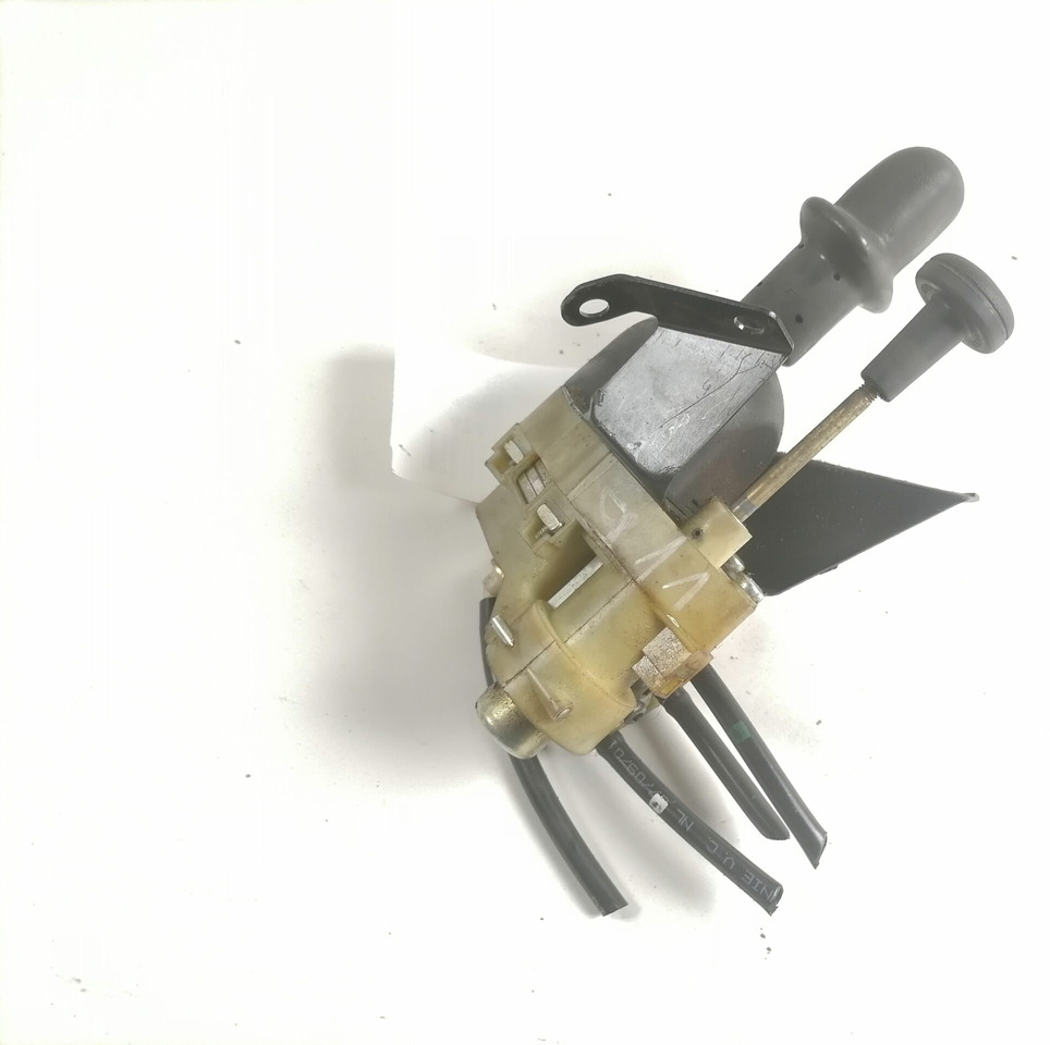 Volvo Handbrake control lever 20367533 - 通用零件 适用于 卡车:图1 Volvo Handbrake control lever 20367533 - 通用零件 适用于 卡车:图1