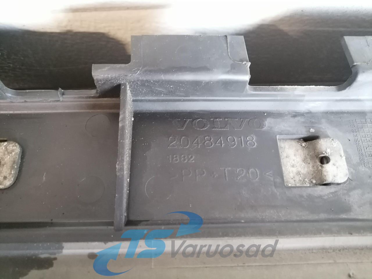 Volvo Intercooler radiator 20936050 - 中冷器 适用于 卡车:图3 Volvo Intercooler radiator 20936050 - 中冷器 适用于 卡车:图3