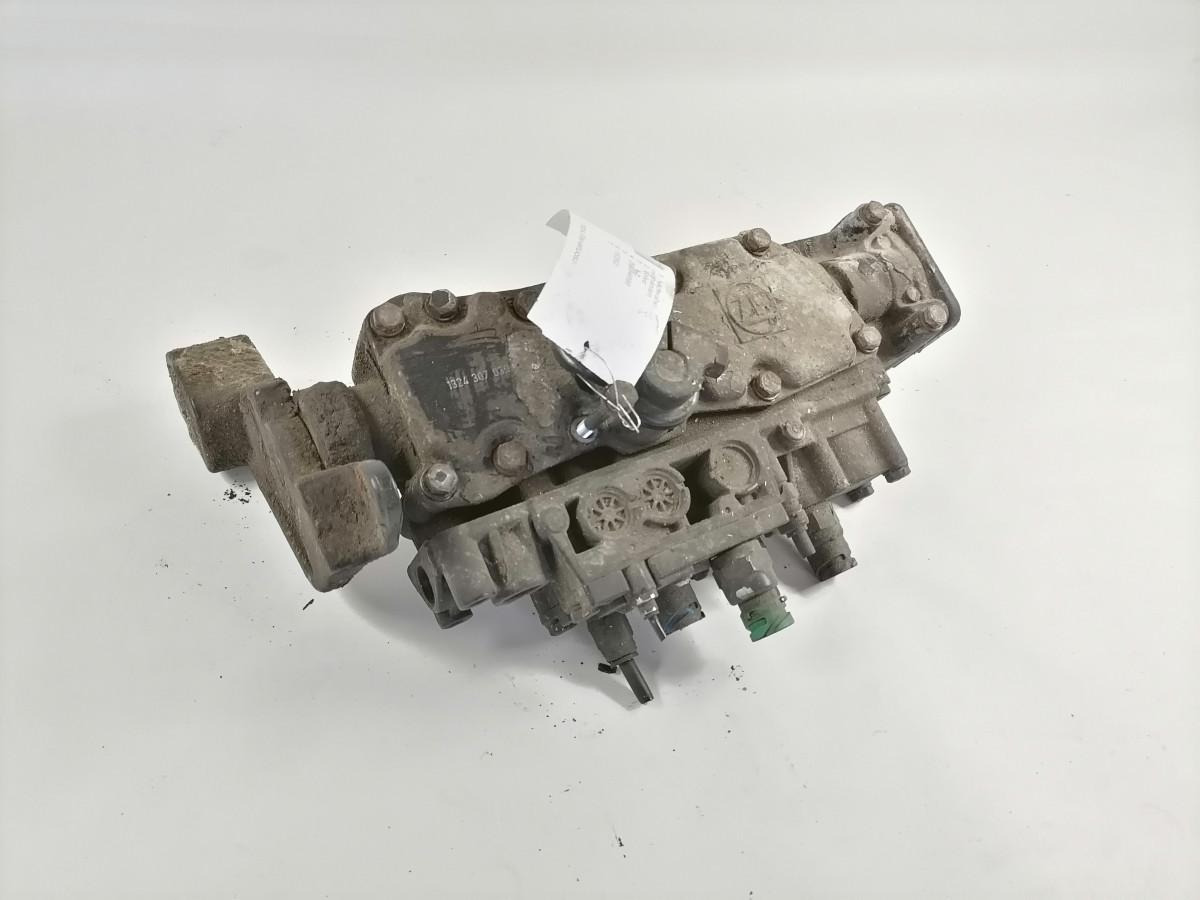 Volvo Käiguvahetuse mehhanism 20994696 - 变速箱及其零件 适用于 卡车:图2 Volvo Käiguvahetuse mehhanism 20994696 - 变速箱及其零件 适用于 卡车:图2