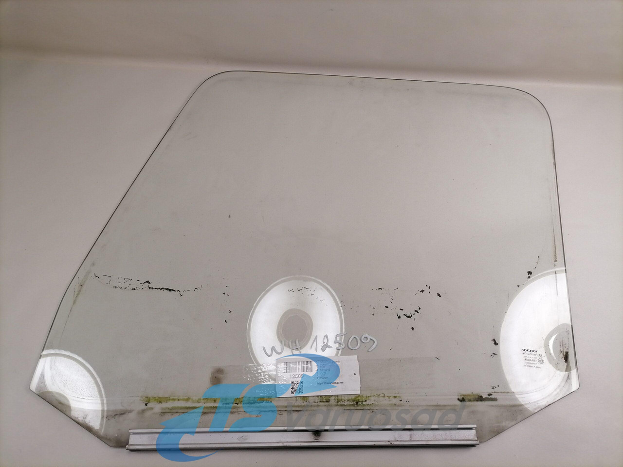 Volvo Küljeklaas, parem 8140913 - 车窗及其零件 适用于 卡车:图2 Volvo Küljeklaas, parem 8140913 - 车窗及其零件 适用于 卡车:图2