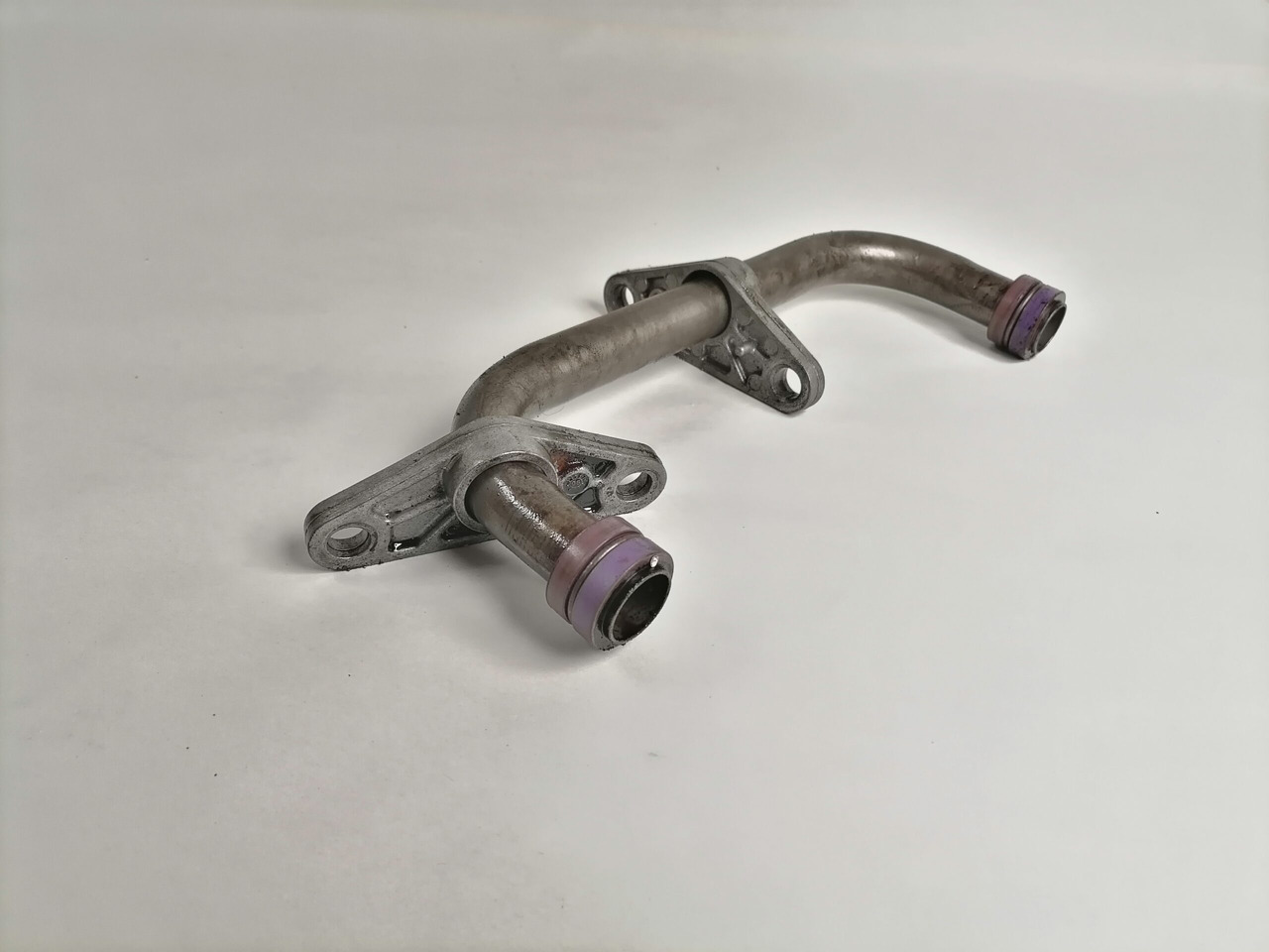 Volvo Oil pump pipe 20498189 - 油泵 适用于 卡车:图1 Volvo Oil pump pipe 20498189 - 油泵 适用于 卡车:图1