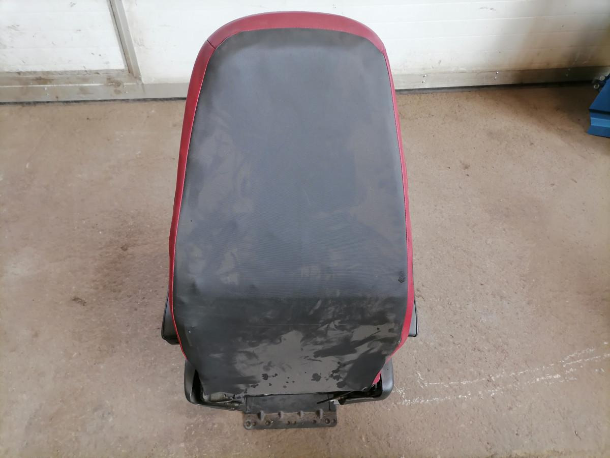 Volvo Passenger seat 21210197 - 座椅 适用于 卡车:图4 Volvo Passenger seat 21210197 - 座椅 适用于 卡车:图4