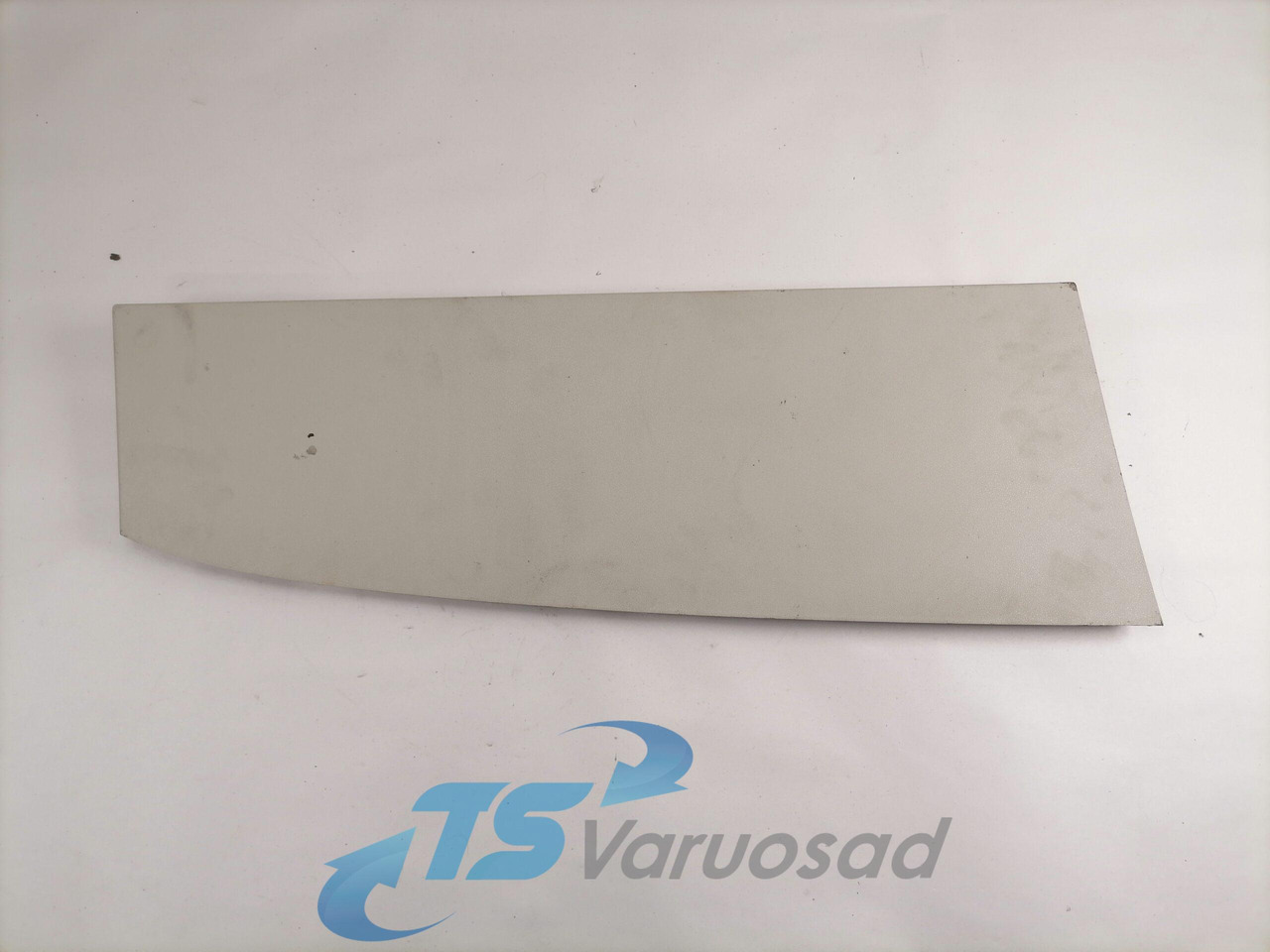 Volvo Salongi plastik 82269340 - 通用零件 适用于 卡车:图1 Volvo Salongi plastik 82269340 - 通用零件 适用于 卡车:图1