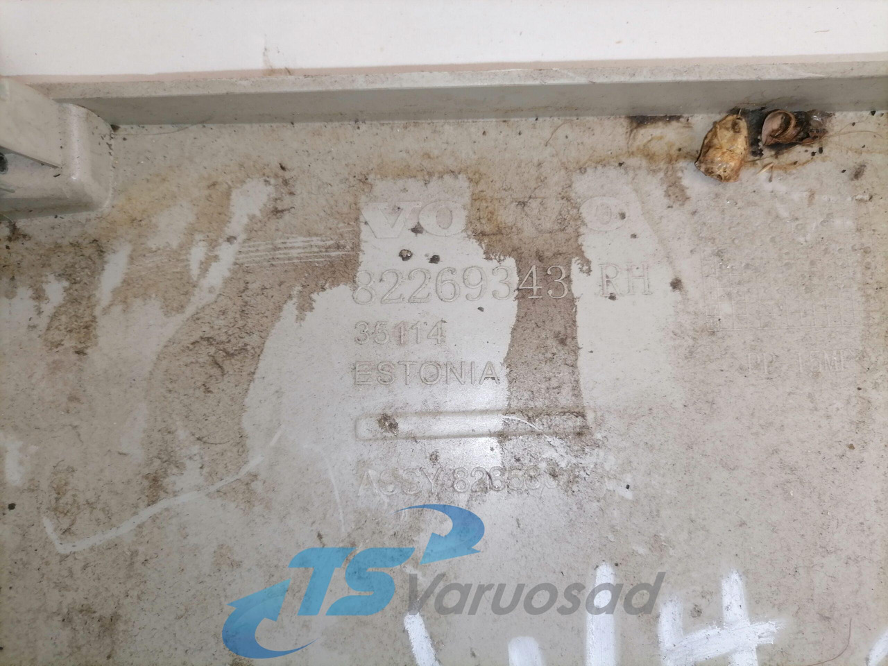 Volvo Salongi plastik 82269343 - 通用零件 适用于 卡车:图3 Volvo Salongi plastik 82269343 - 通用零件 适用于 卡车:图3