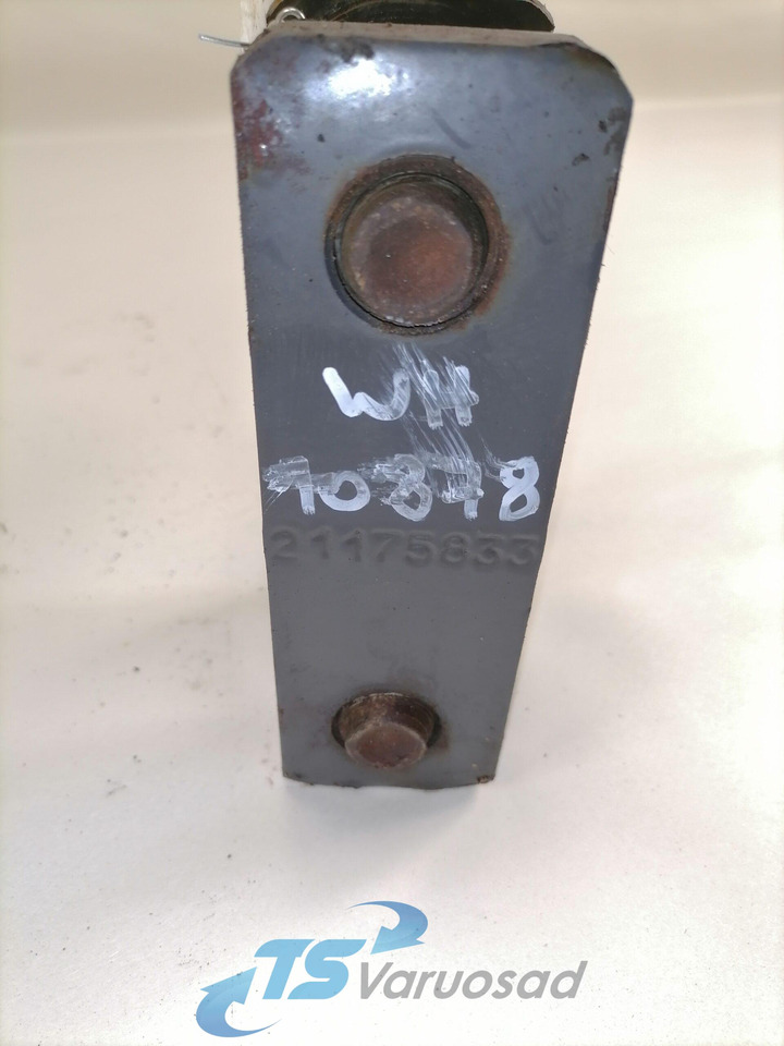 Volvo Spring shackle 21175833 - 悬挂系统 适用于 卡车:图2 Volvo Spring shackle 21175833 - 悬挂系统 适用于 卡车:图2