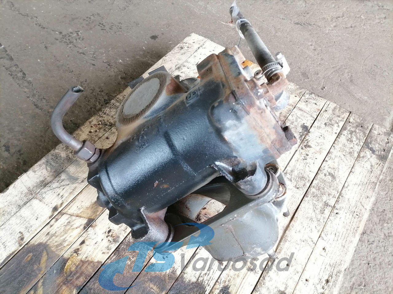Volvo Steering box 20901108 - 转向装置 适用于 卡车:图2 Volvo Steering box 20901108 - 转向装置 适用于 卡车:图2