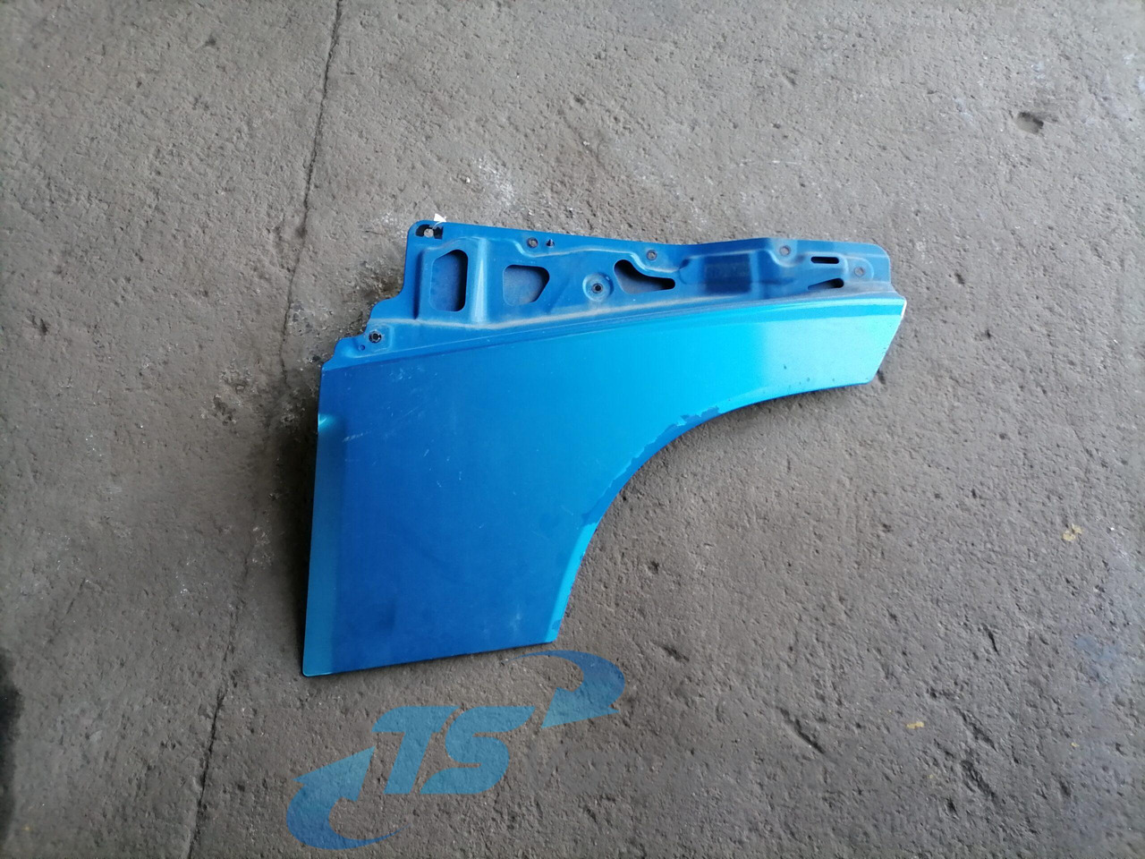 Volvo Ukse pikendus, vasak 82107271 - 车门及其零件 适用于 卡车:图1 Volvo Ukse pikendus, vasak 82107271 - 车门及其零件 适用于 卡车:图1