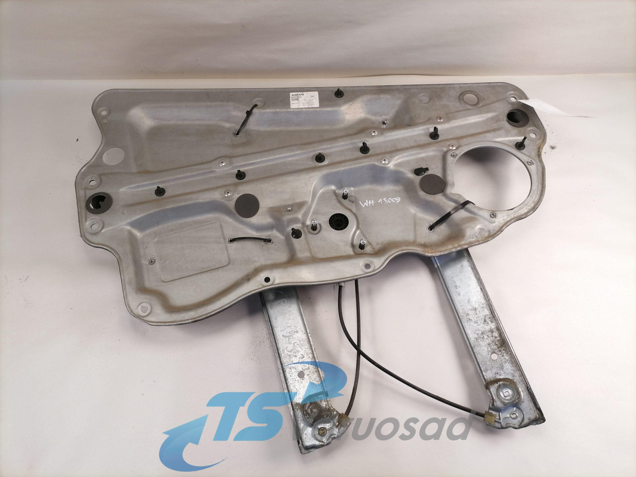 Volvo window mechanism 84225944 - 车门及其零件 适用于 卡车:图1 Volvo window mechanism 84225944 - 车门及其零件 适用于 卡车:图1