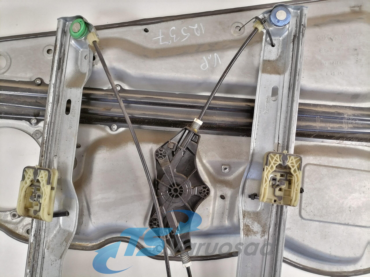 Volvo window mechanism 84225944 - 车门及其零件 适用于 卡车:图4 Volvo window mechanism 84225944 - 车门及其零件 适用于 卡车:图4
