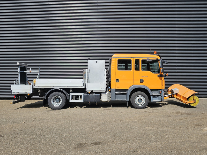 MAN TGM 15.240 BL / TIPPER / DOKA / VEEG / SWEEPER - 道路清扫机:图3 MAN TGM 15.240 BL / TIPPER / DOKA / VEEG / SWEEPER - 道路清扫机:图3