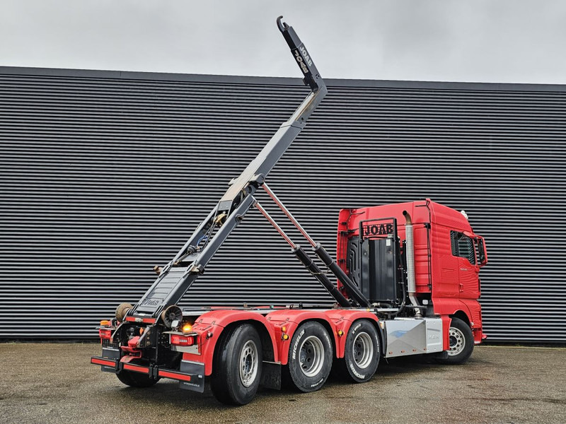 MAN TGX 35.500 / 8x4-4 / HOOKLIFT / ABROLL-KIPPER - 吊钩升降车:图4 MAN TGX 35.500 / 8x4-4 / HOOKLIFT / ABROLL-KIPPER - 吊钩升降车:图4