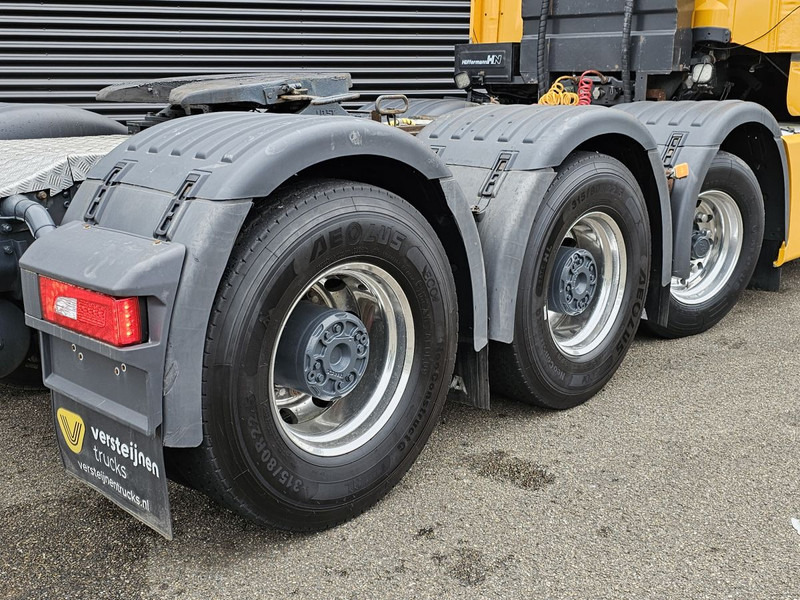 Scania T164 V8 8x4 TORPEDO / HYDRAULIC / ORIGINAL TORPEDO - 牵引车:图5 Scania T164 V8 8x4 TORPEDO / HYDRAULIC / ORIGINAL TORPEDO - 牵引车:图5